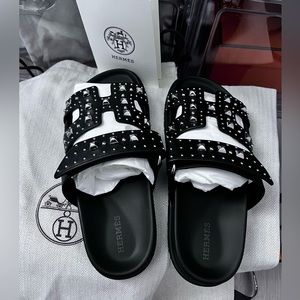 Hermes Studded Chypre Sz 36